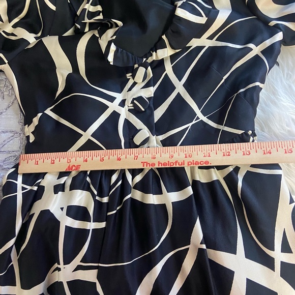 J Crew Sz 4 Black & Cream Silk Abstract Ruffle Collar Dress - Picture 13 of 16